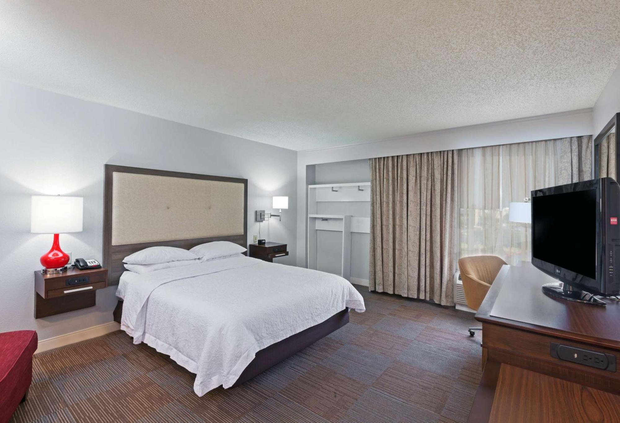 Hampton Inn Oklahoma City-Northwest Exterior photo